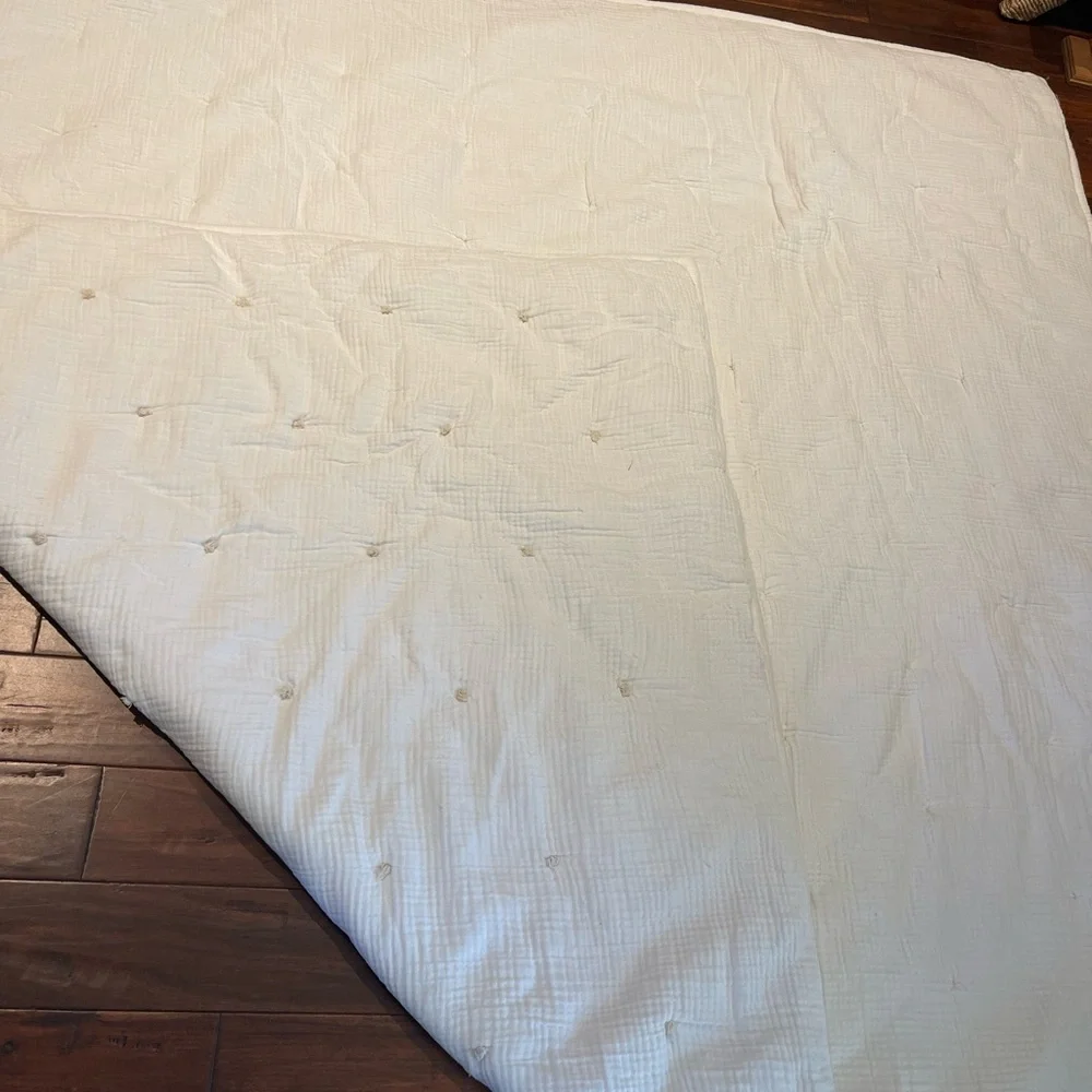 West Elm gauze comforter & shams f-Q